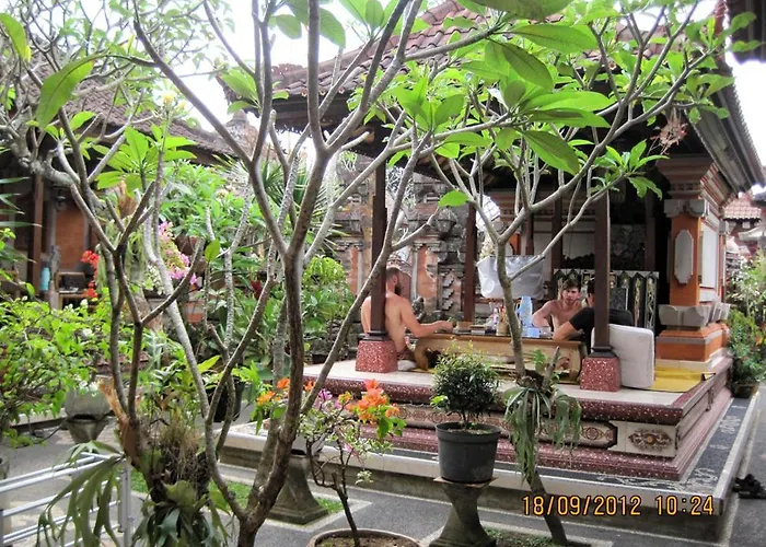 Nyoman Murjana