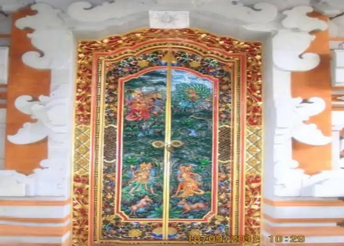 ホームステイ Nyoman Murjana